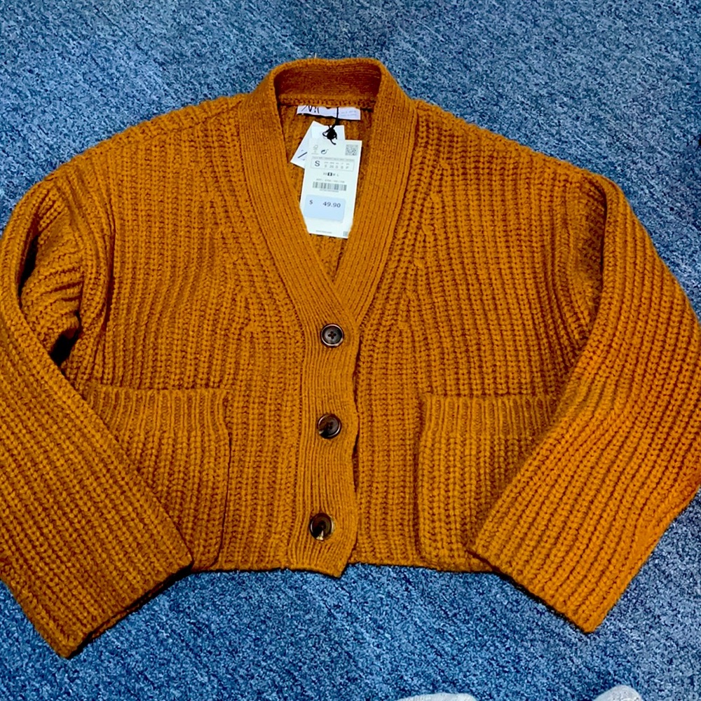 Nice little simple sweater/just Love the large packet
